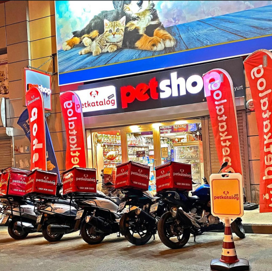 Petkatalog Esenyurt Örnek Mahallesi Mağazası