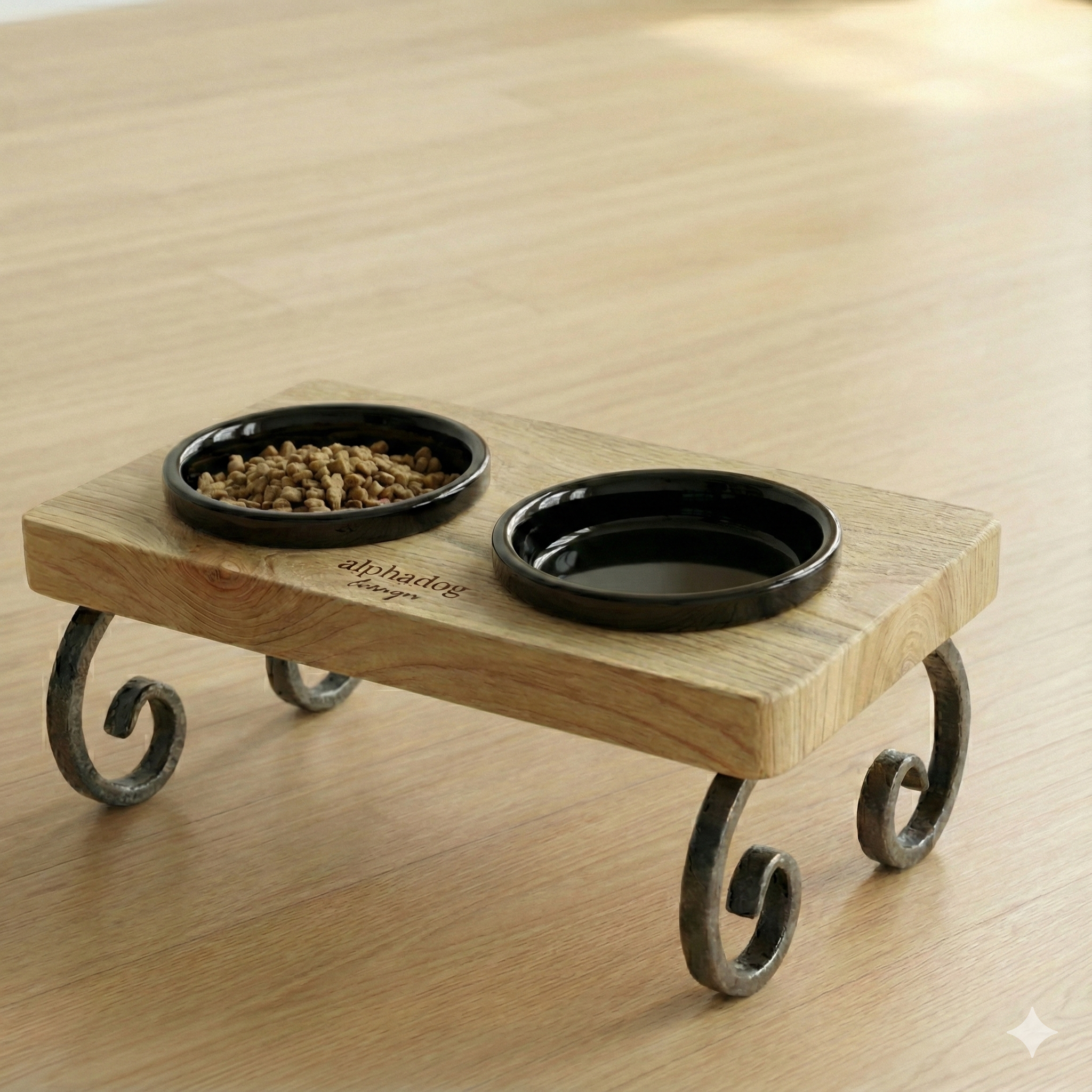 Alphadog Design Metal Ayaklı Ahşap Mama Kabı Siyah